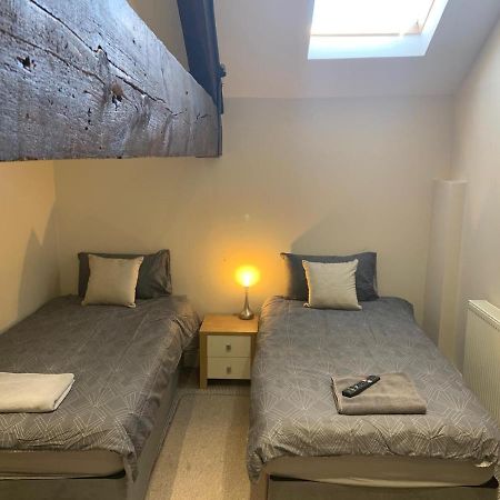 Riverside Apartment In The Centre 보스턴 외부 사진