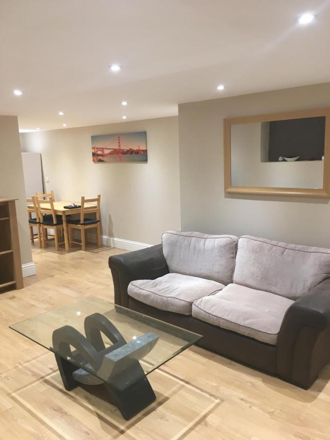 Riverside Apartment In The Centre 보스턴 외부 사진